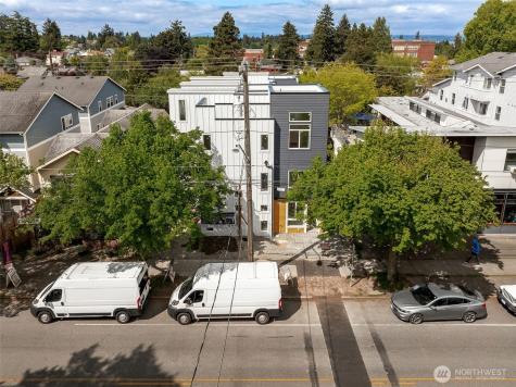 3449 California Avenue SW Seattle WA 98116