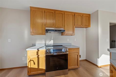 651 SE Bayshore Oak Harbor WA 98277
