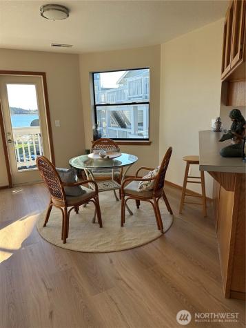 651 SE Bayshore Oak Harbor WA 98277