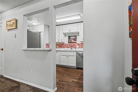 13616 NE 7th Street Bellevue WA 98005