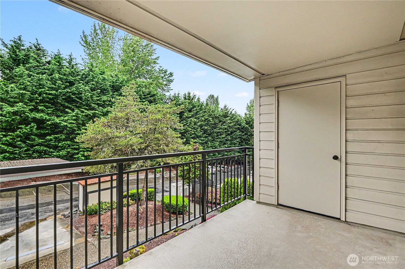 13616 NE 7th Street Bellevue WA 98005