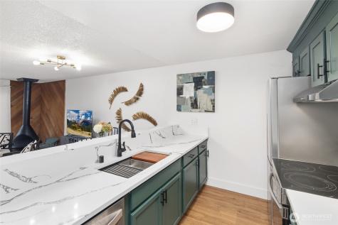 31003 14th Avenue S Federal Way WA 98003