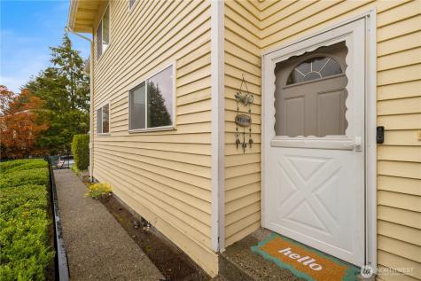 12024 101 Avenue NE Kirkland WA 98034
