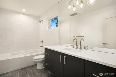 12249 NE 66th Street Kirkland WA 98033