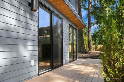 12249 NE 66th Street Kirkland WA 98033
