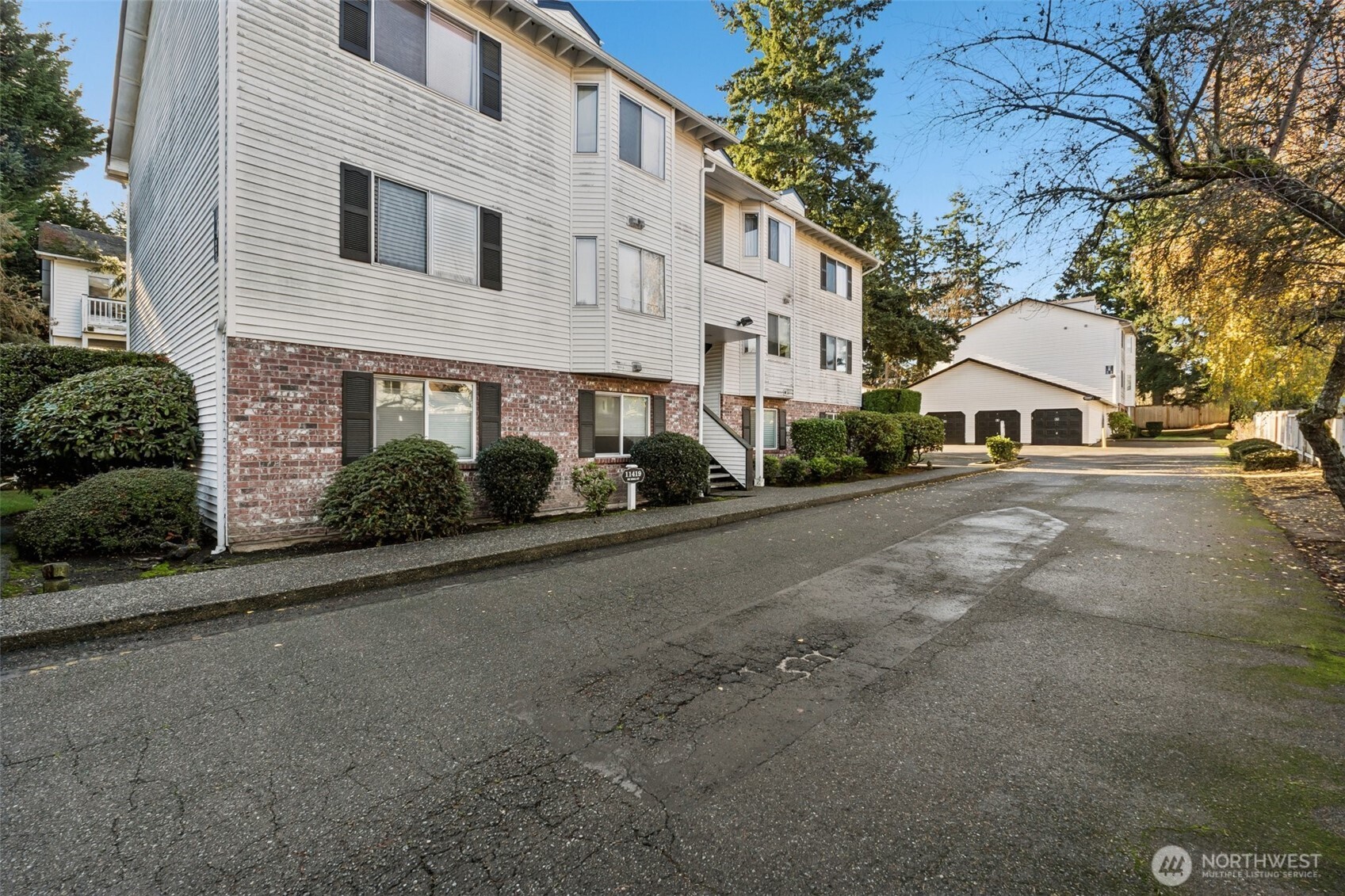 11419 SE 258th Street Kent WA 98030