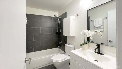 2920 76th Avenue SE Mercer Island WA 98040