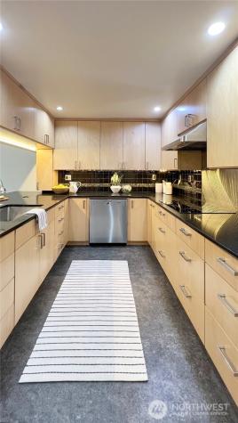 2920 76th Avenue SE Mercer Island WA 98040