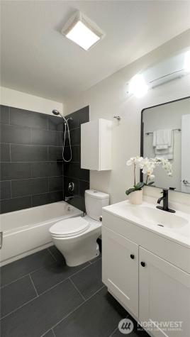 2920 76th Avenue SE Mercer Island WA 98040