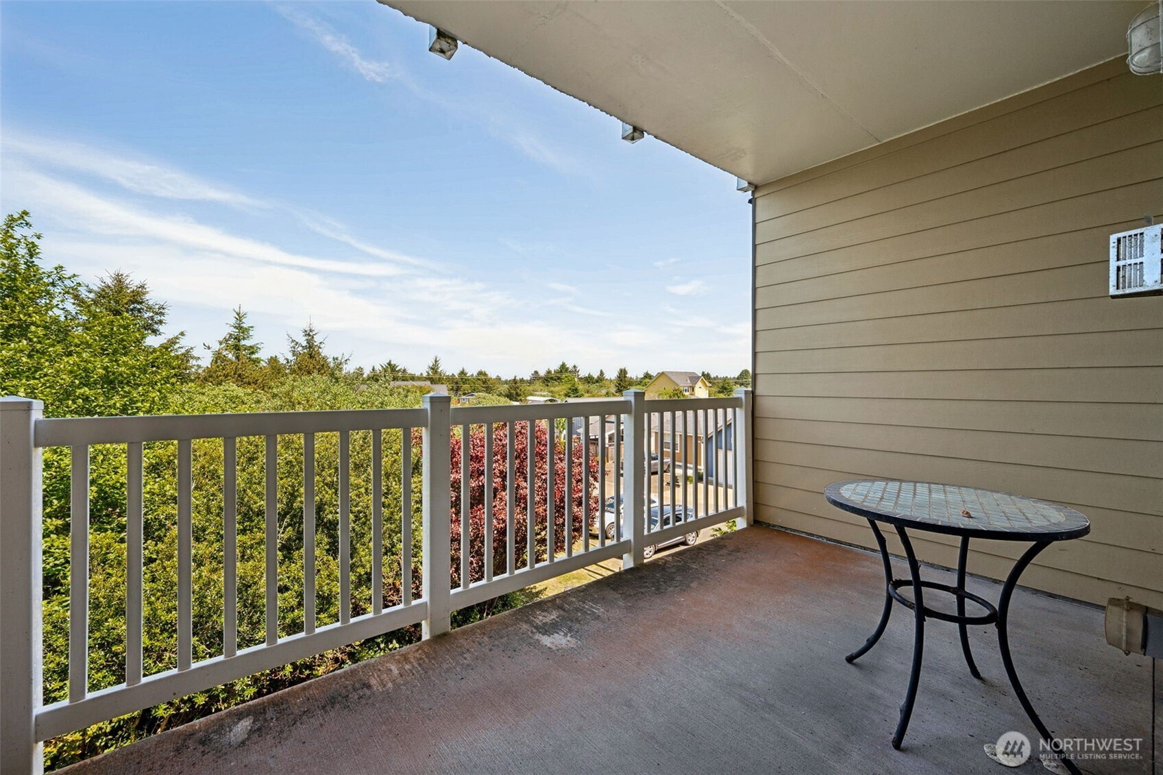 262 Oyhut Bay Boulevard SW Ocean Shores WA 98569