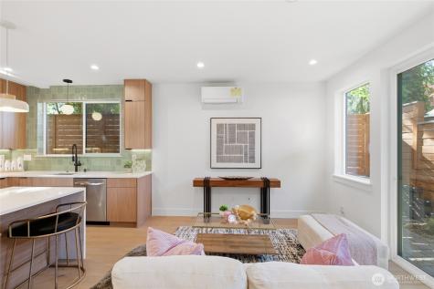 11731 Durland Avenue NE Seattle WA 98125