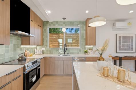 11731 Durland Avenue NE Seattle WA 98125