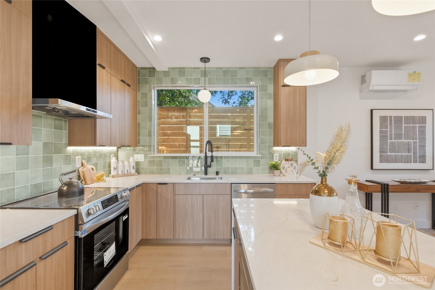 11731 Durland Avenue NE Seattle WA 98125