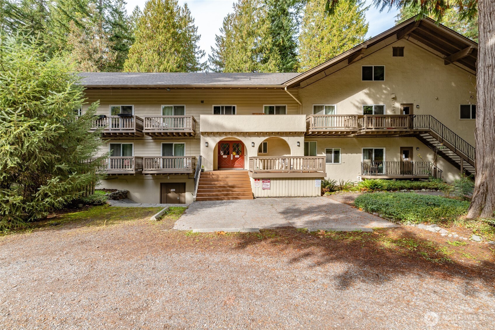 10433 Mt Baker Highway Deming WA 98244