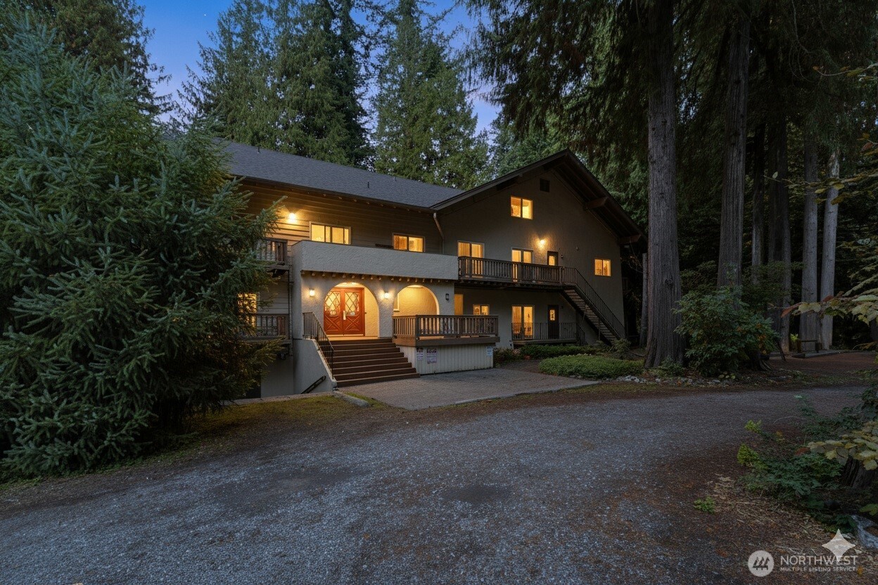 10433 Mt Baker Highway Deming WA 98244
