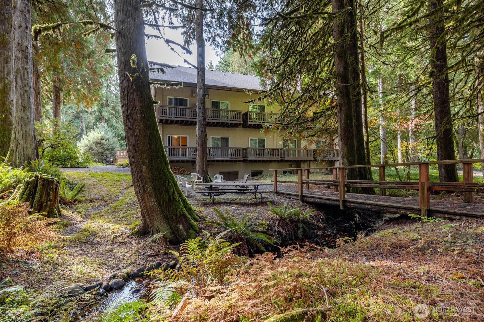 10433 Mt Baker Highway Deming WA 98244