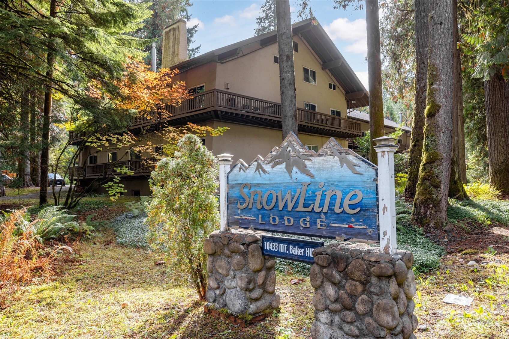 10433 Mt Baker Highway Deming WA 98244