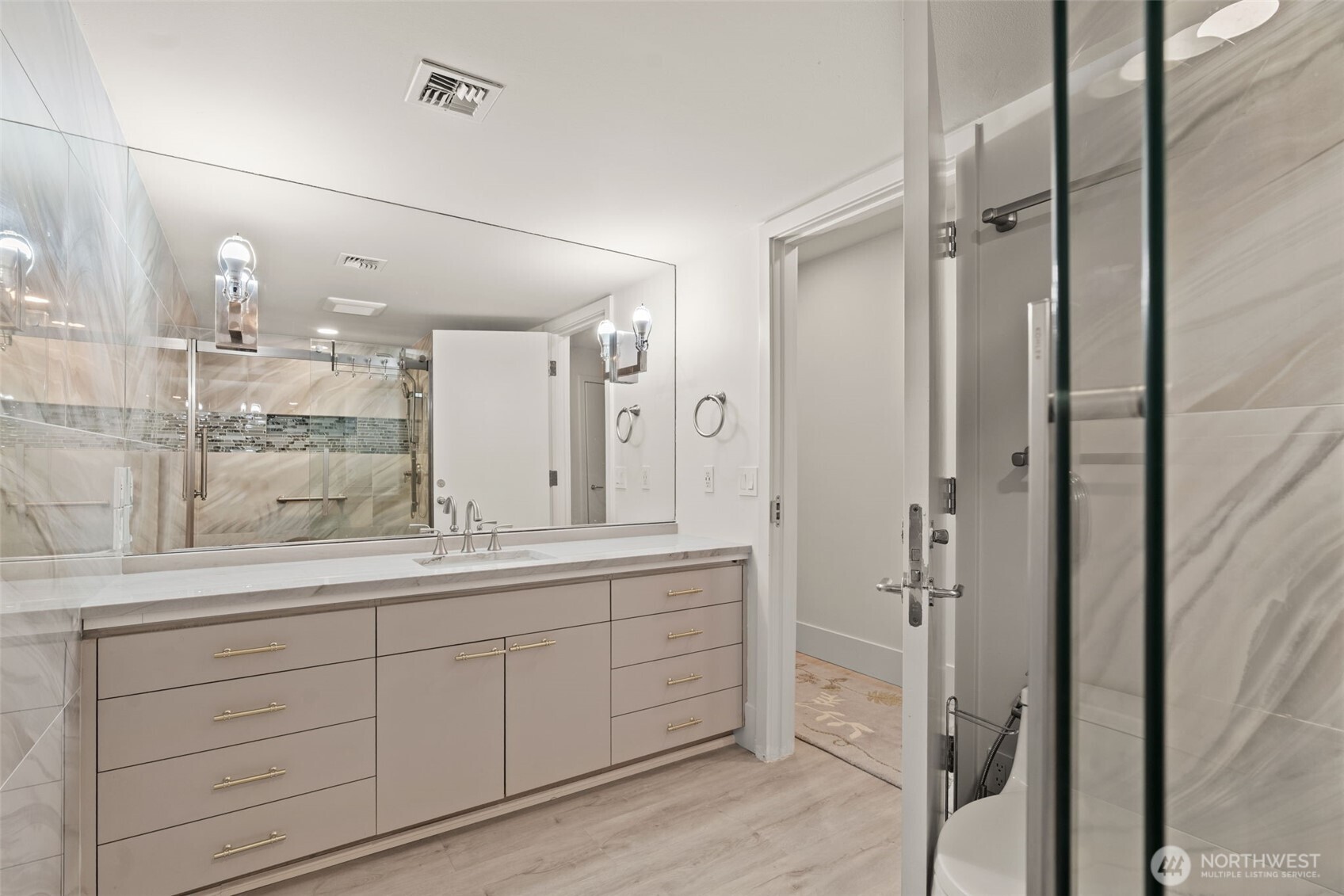 101 99th Avenue NE Bellevue WA 98004