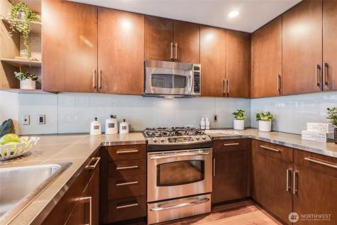 900 Lenora Street Seattle WA 98121