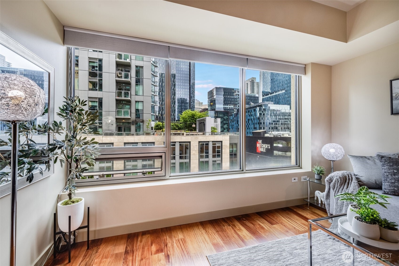 900 Lenora Street Seattle WA 98121