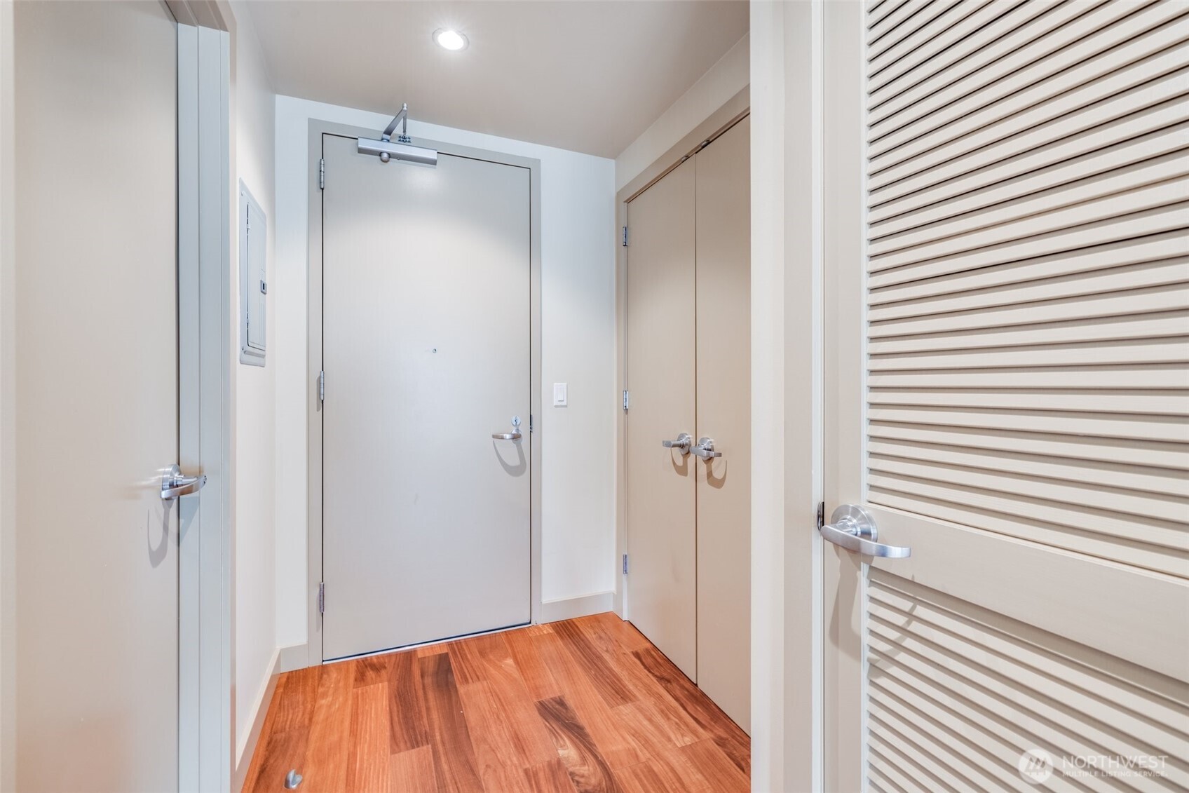 900 Lenora Street Seattle WA 98121