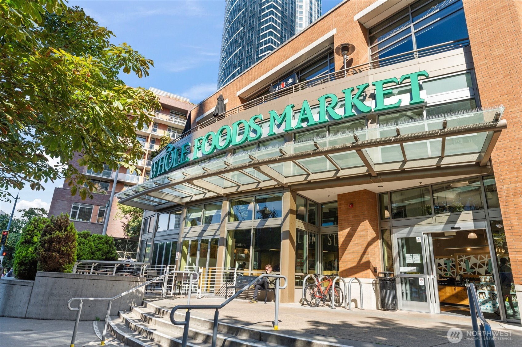 900 Lenora Street Seattle WA 98121