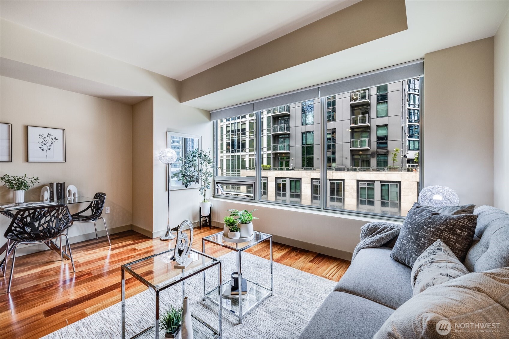 900 Lenora Street Seattle WA 98121