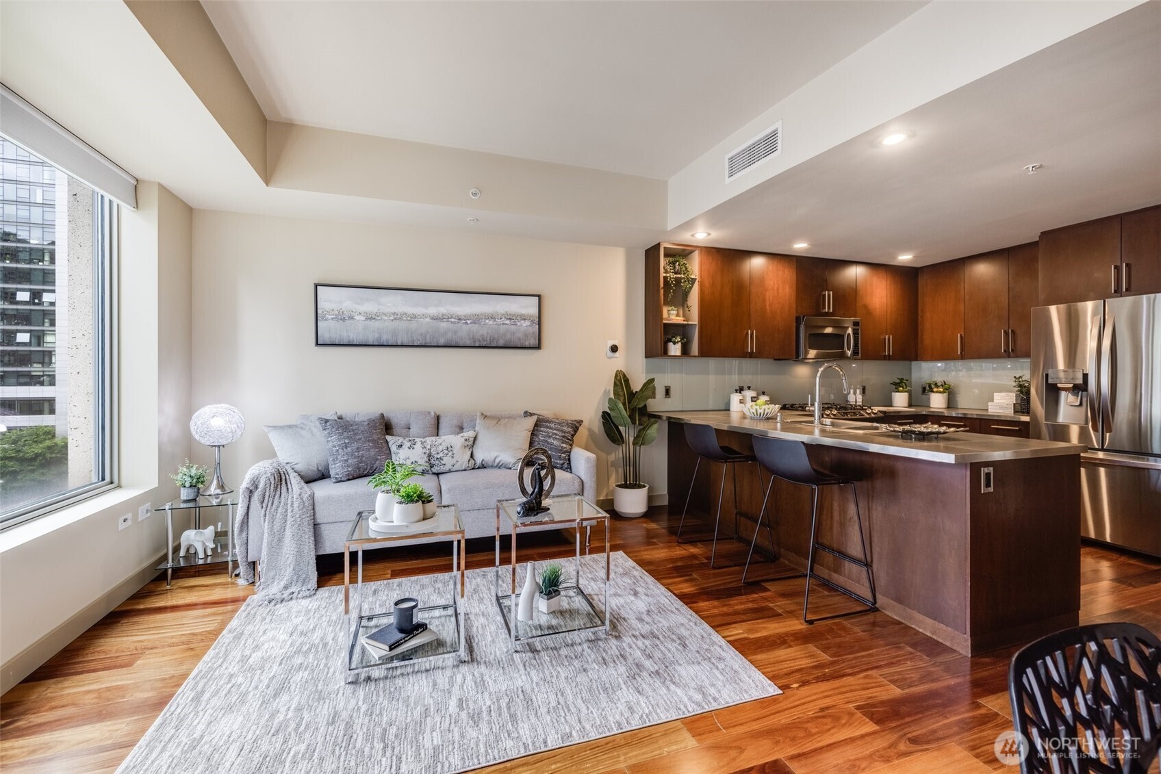 900 Lenora Street Seattle WA 98121