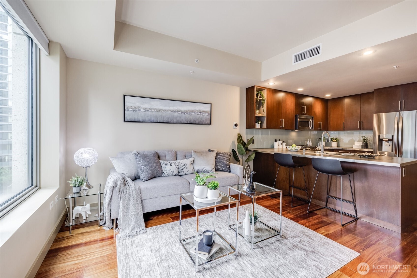 900 Lenora Street Seattle WA 98121