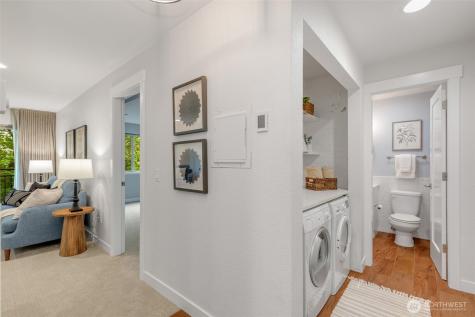275 W Roy Street Seattle WA 98119