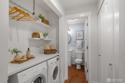 275 W Roy Street Seattle WA 98119