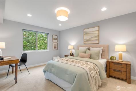 275 W Roy Street Seattle WA 98119