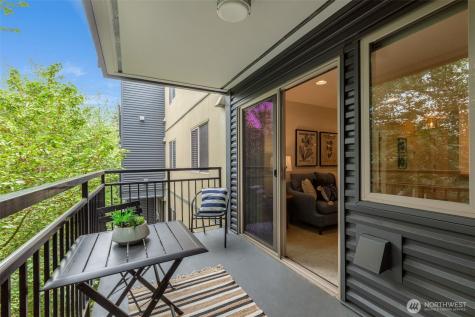 275 W Roy Street Seattle WA 98119
