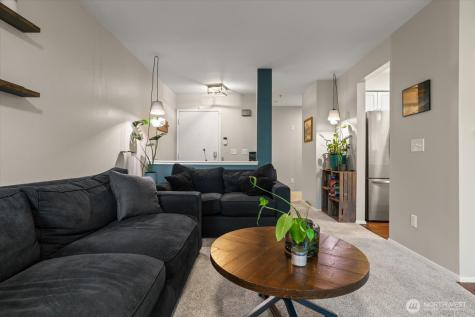 15150 140th Way SE Renton WA 98058