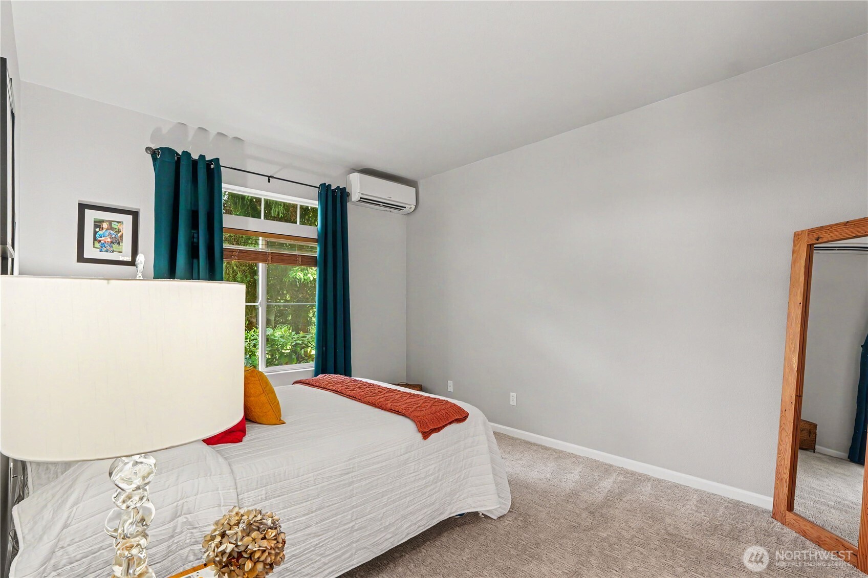 2160 Newport Way NW Issaquah WA 98027