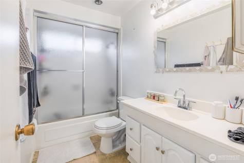 3425 S 176th Street Seatac WA 98188