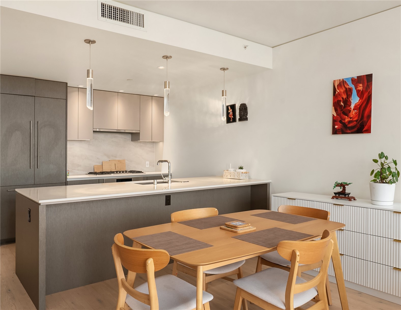 2510 6th Avenue Seattle WA 98121