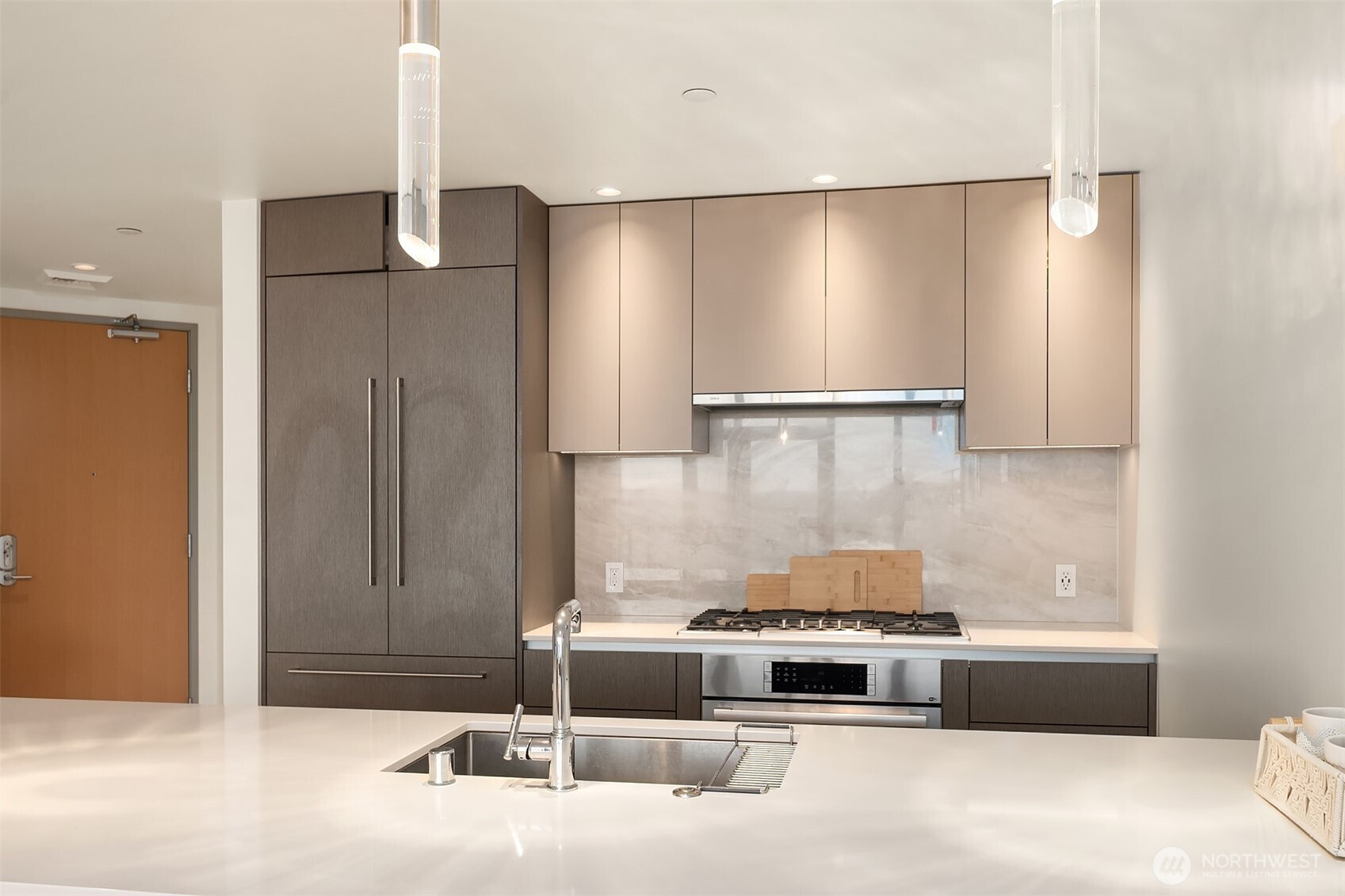 2510 6th Avenue Seattle WA 98121