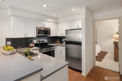 1417 Queen Anne Avenue N Seattle WA 98109