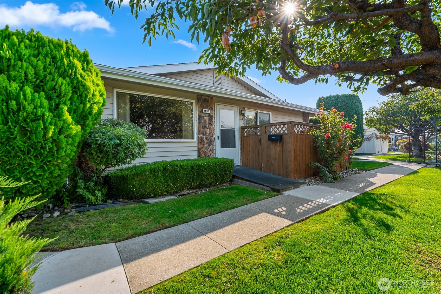 100 Simon Street East Wenatchee WA 98802