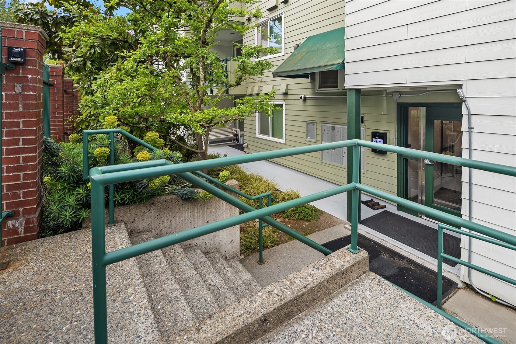 1818 18th Avenue Seattle WA 98122