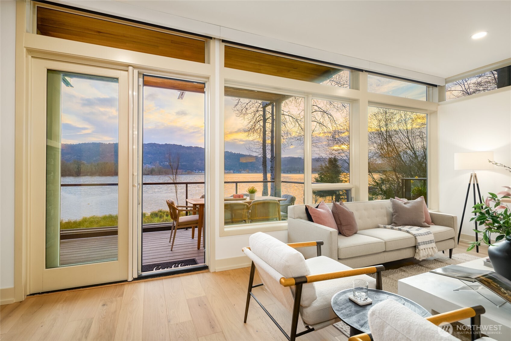 4309 E Lake Sammamish Parkway SE Issaquah WA 98029