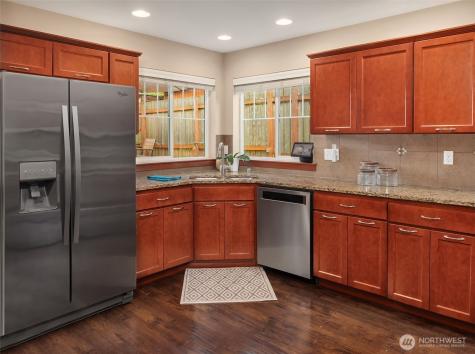 24226 52nd Avenue W Mountlake Terrace WA 98043