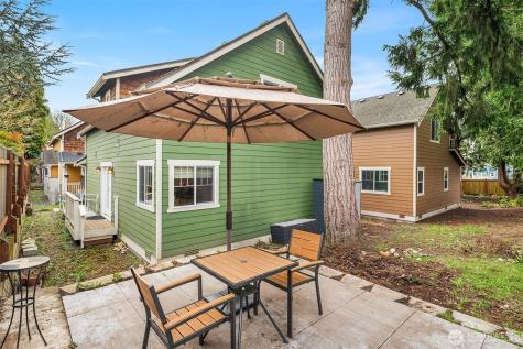 24226 52nd Avenue W Mountlake Terrace WA 98043