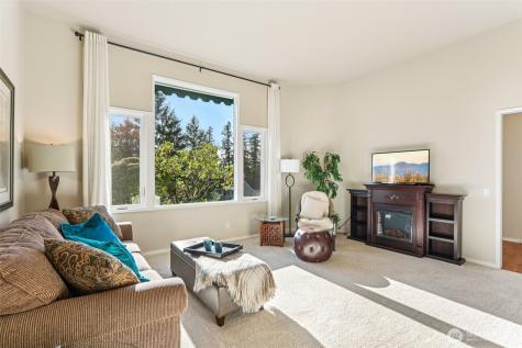 4222 221st Place SE Issaquah WA 98029