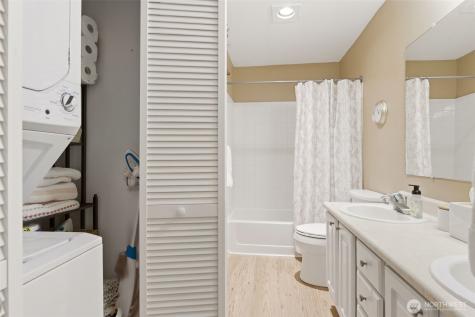 31500 33rd Place SW Federal Way WA 98023