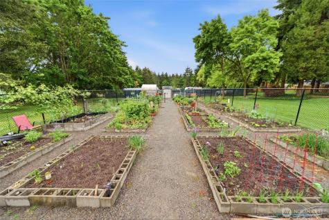 31500 33rd Place SW Federal Way WA 98023