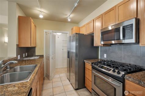 2901 NE Blakeley Street Seattle WA 98105