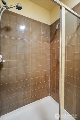 2901 NE Blakeley Street Seattle WA 98105