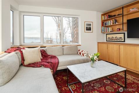 2504 Western Avenue Seattle WA 98121